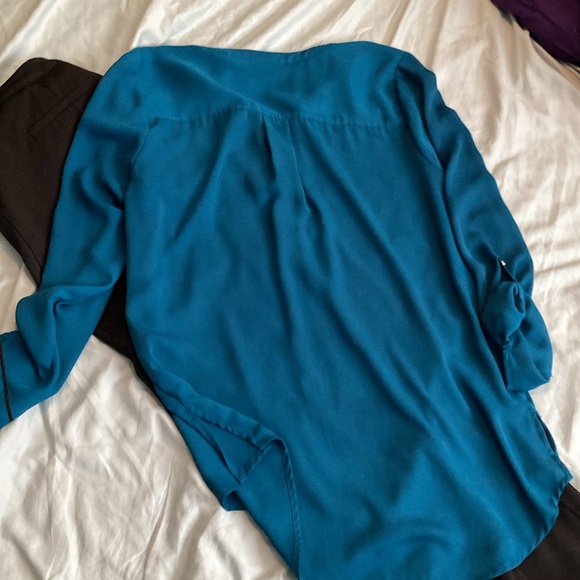Teal Blouse with Zipper front and cuffed sleeves - Picture 6 of 6